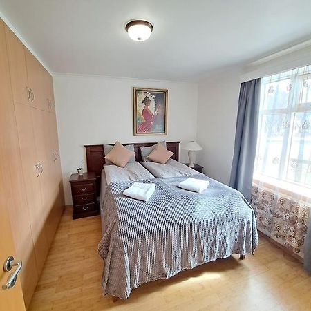 Spacious Apartment -Top Location Akureyri Bagian luar foto