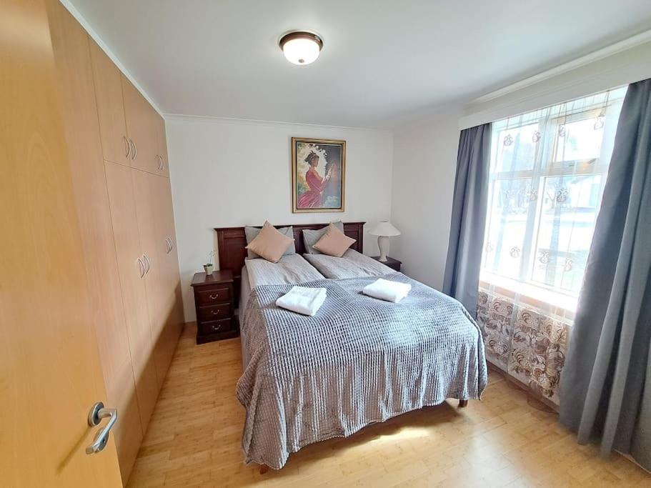 Spacious Apartment -Top Location Akureyri Bagian luar foto